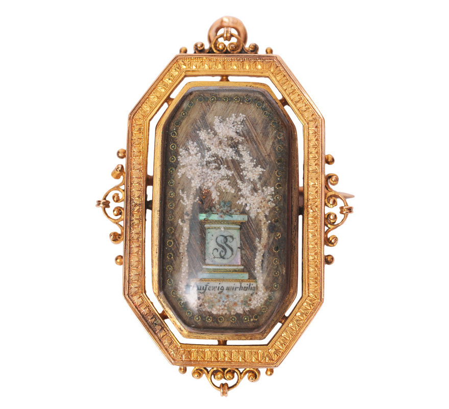 A Biedermeir memento brooch with classical miniature