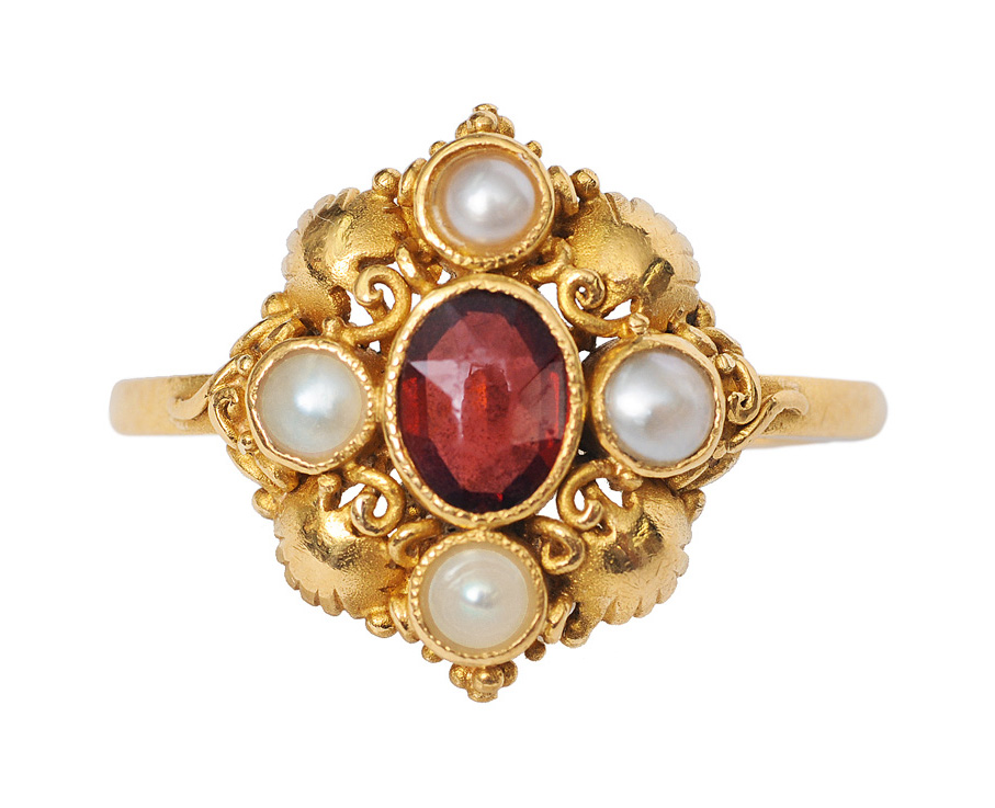 A garnet pearl ring in Renaissance style