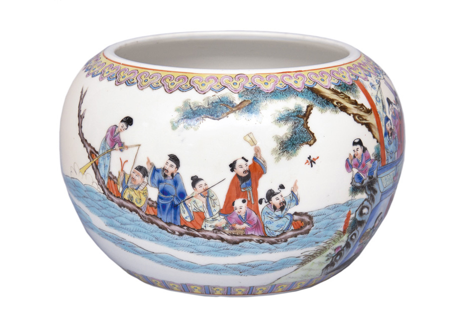 A bowl with Taoist Immortals and deities