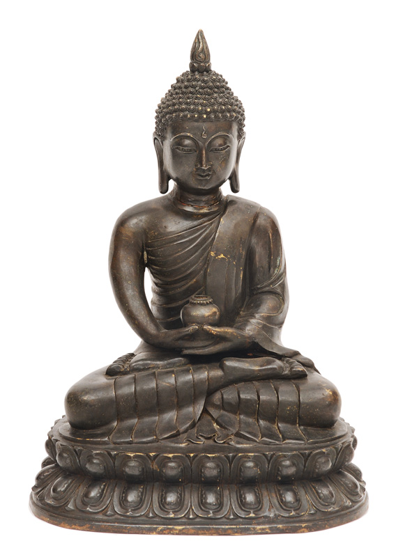 A bronze buddha Shakyamuni