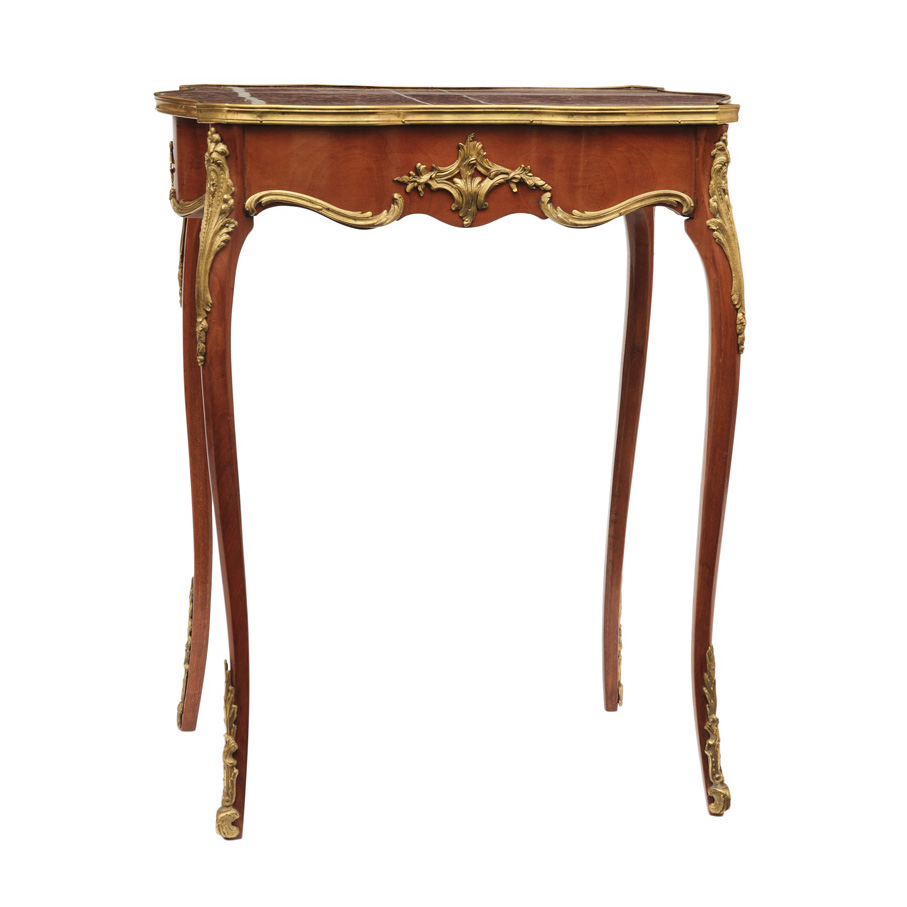 A Napoleon III table