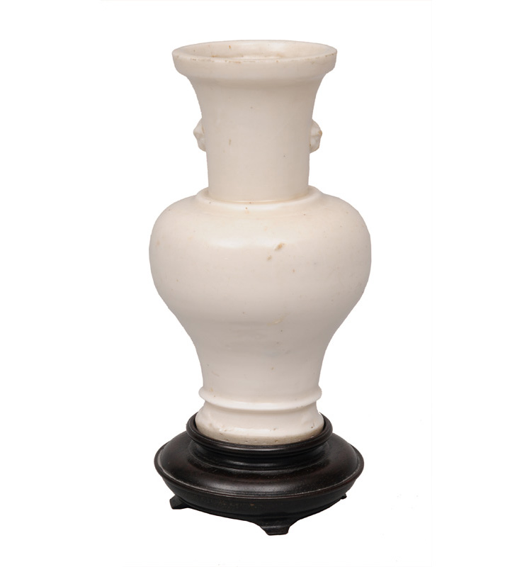 Dehua-Vase mit Löwenkopf-Handhaben