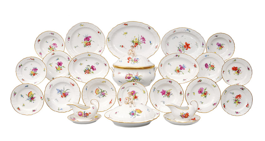 An important dinner service from the estate of the Russian Empress Maria Feodorowna
