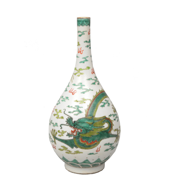 A fine Famille-Verte bottle vase with dragon