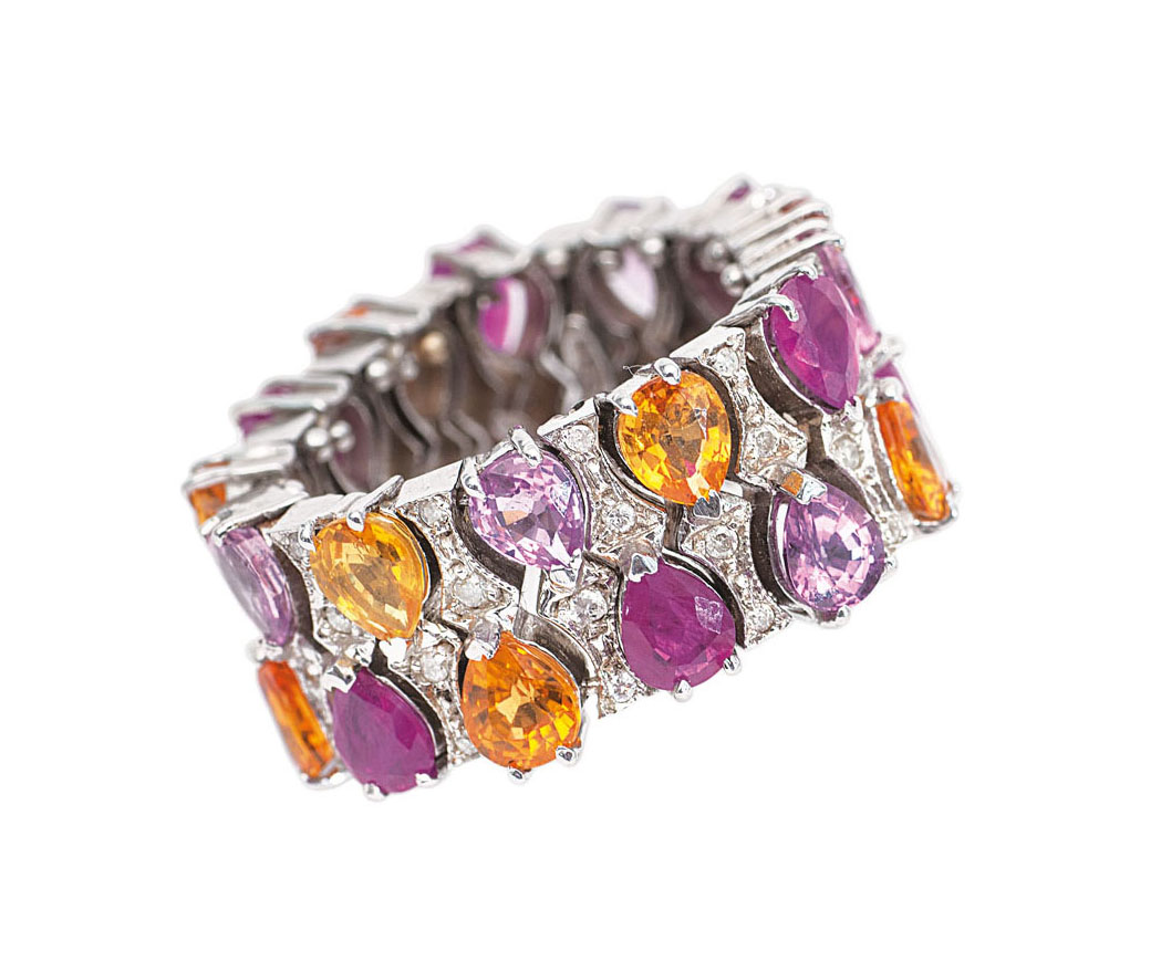 A colourful sapphire ruby ring