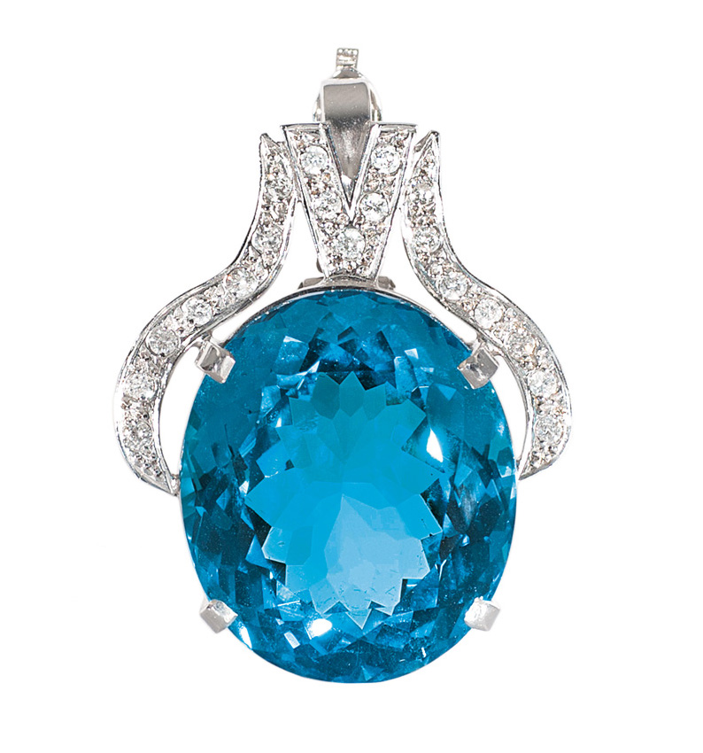 An Art-Déco topaz pendant with diamonds