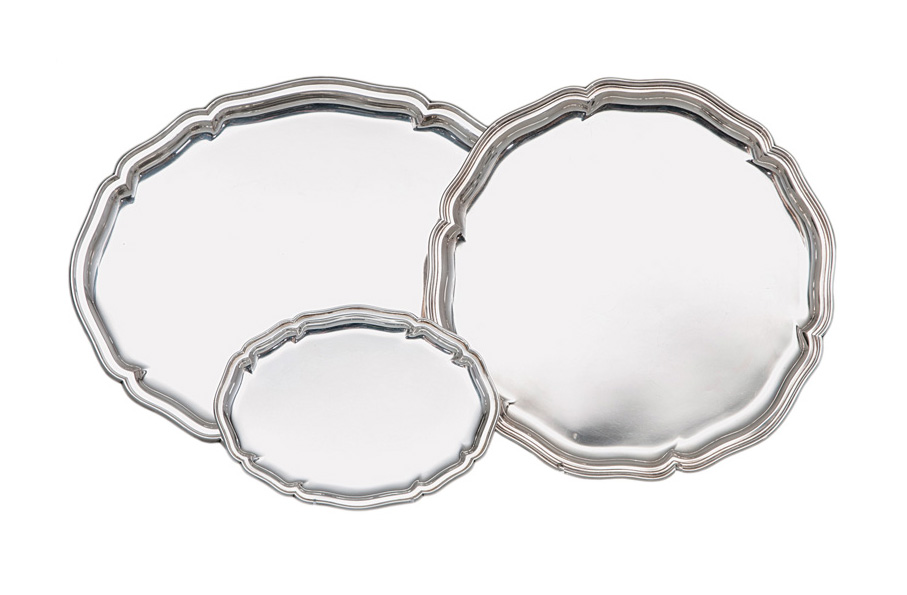 A set of three serving trays