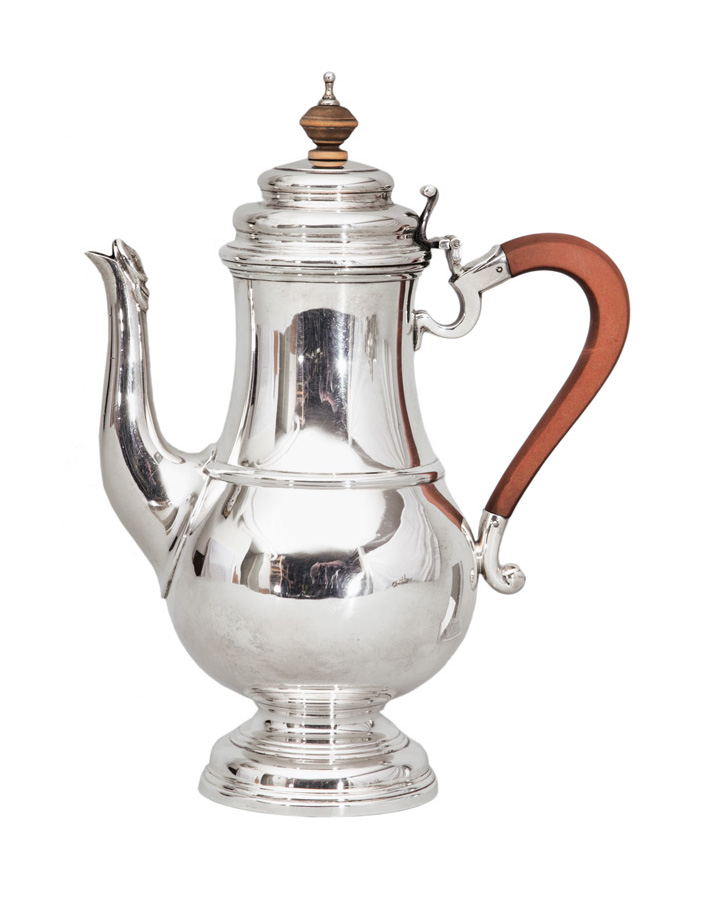 A coffee pot in Georgian style