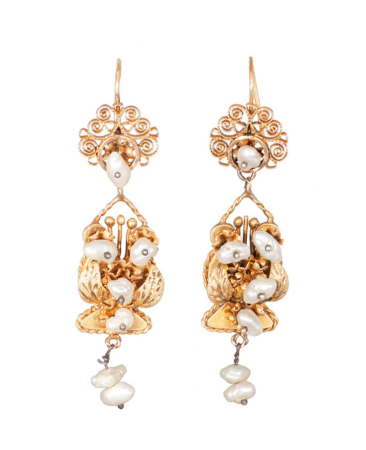 Paar antiker Perlen-Ohrhänger