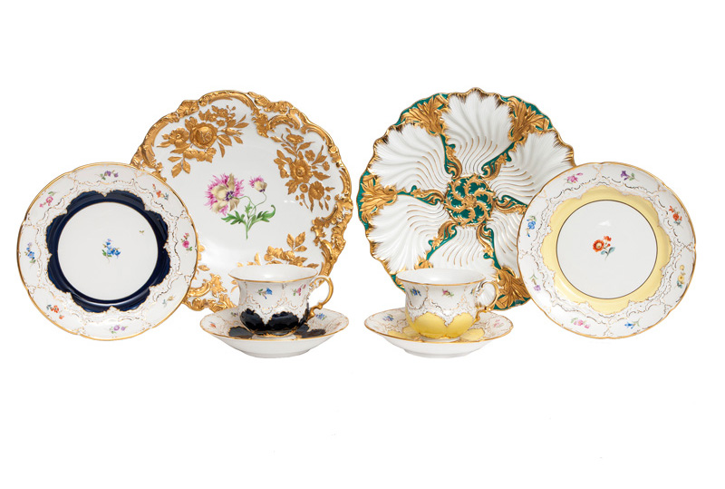 A convolute of 6 ornated tablewares