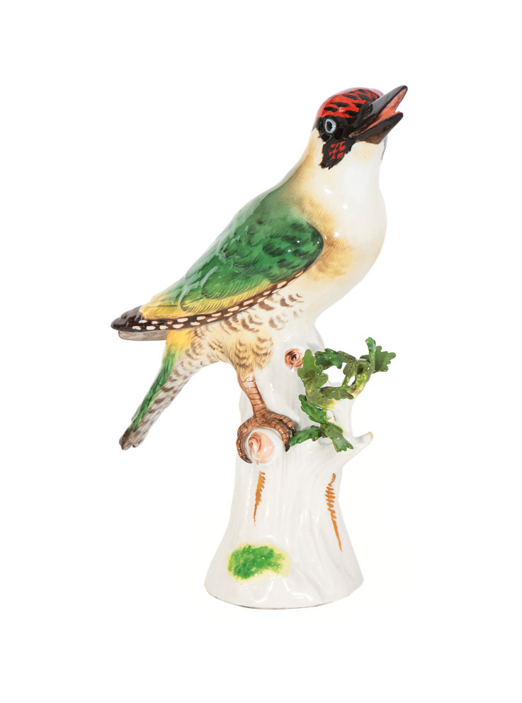 A large bird figure'Green Woodpecker'
