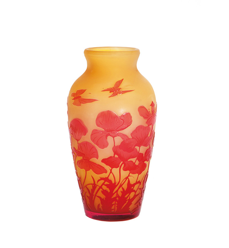 An Art Nouveau glass vase 'Pavots'