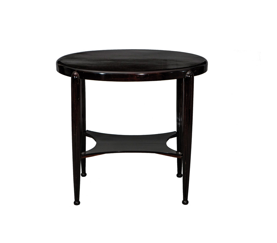 An oval Art Deco occasional table