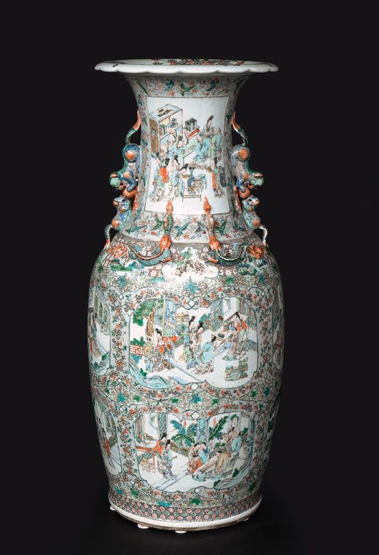 An impressive 'Famille Verte' vase
