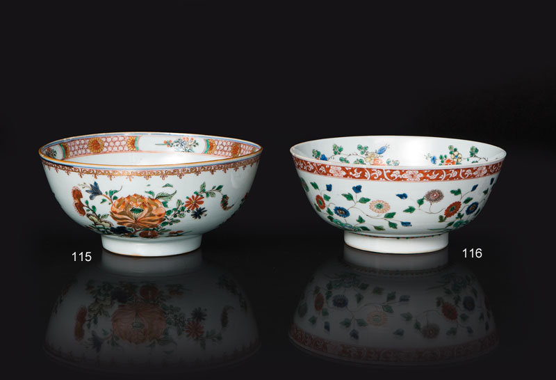 A 'Famille Verte' bowl with chrysanthemum flowers