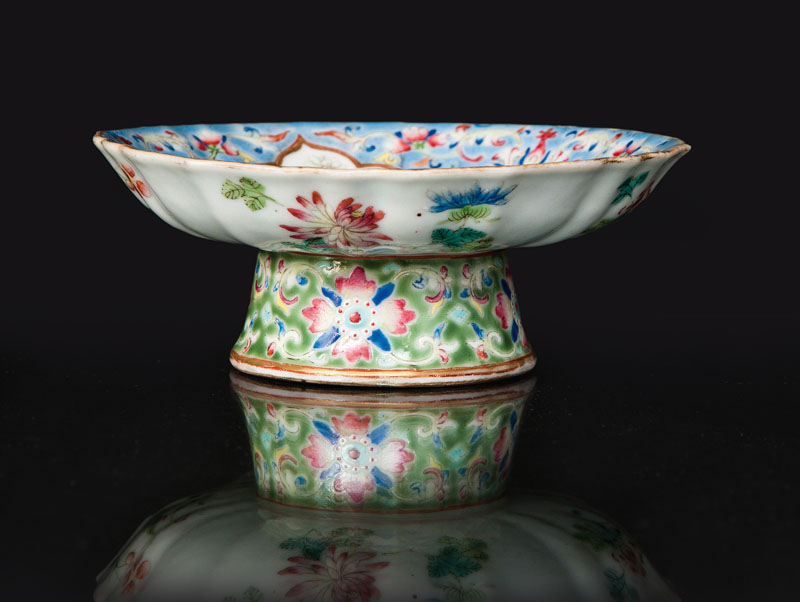 A small footed bowl with '3 Abundances'