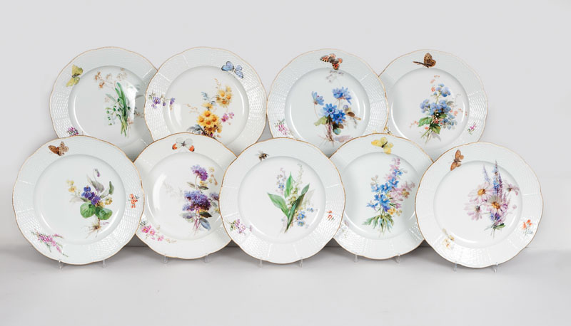 A set of 9 plates 'Osier with flowers painting and butterflies'
