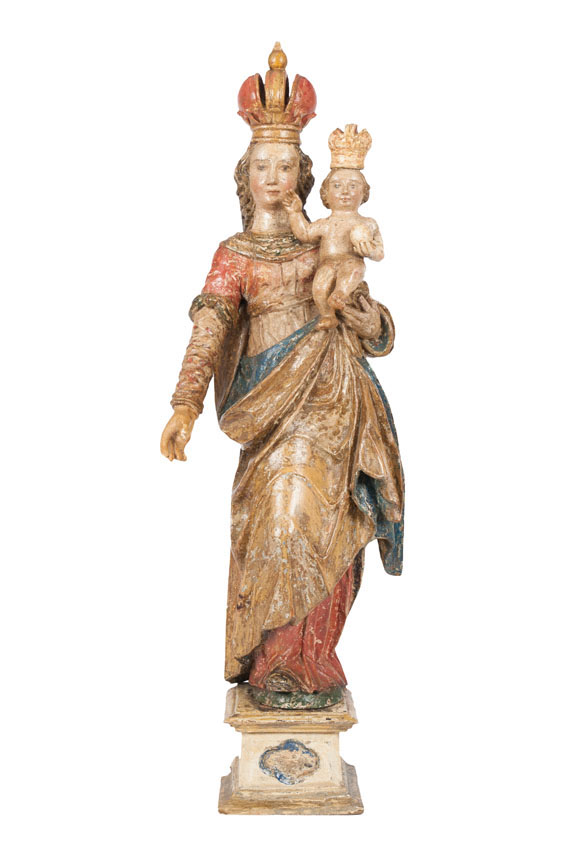 A Baroque sculpture 'Mary with child'