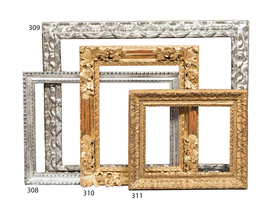 Silvered frame with wavy ledge