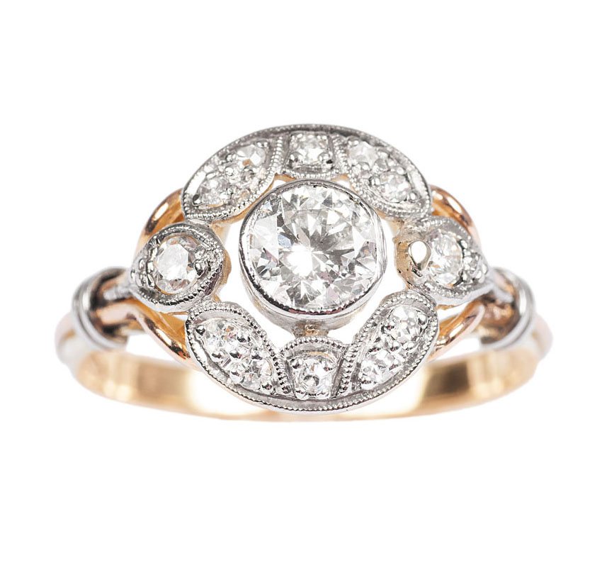 An Art-Nouveau diamond ring