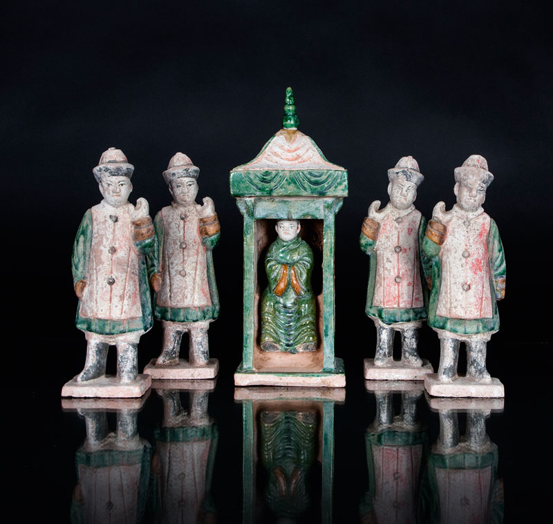 A figural group with palanquin
