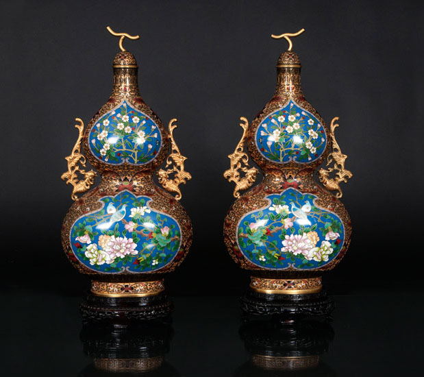 A pair of cloisonné double gourd vases and covers