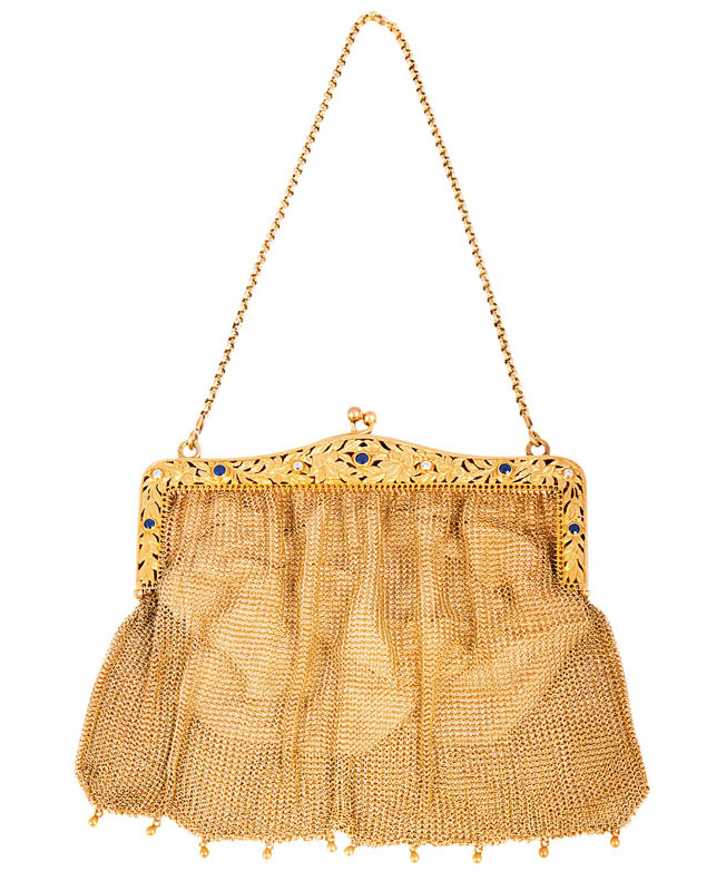 Art Nouveau golden purse with sapphires and diamonds