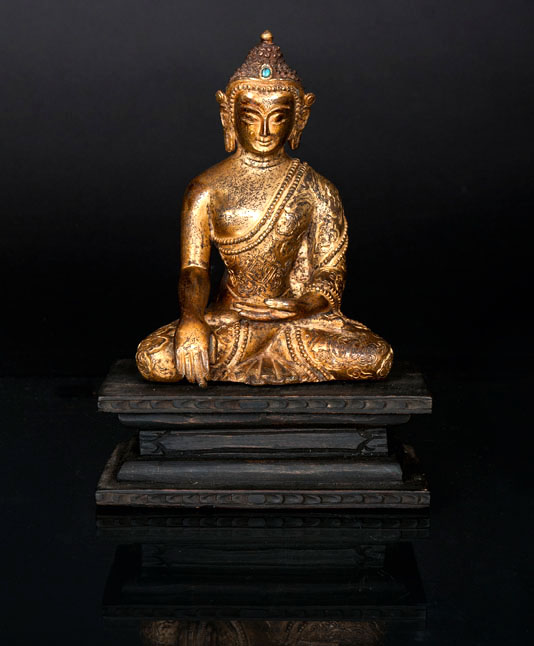 A bronze buddha 'Shakyamuni'