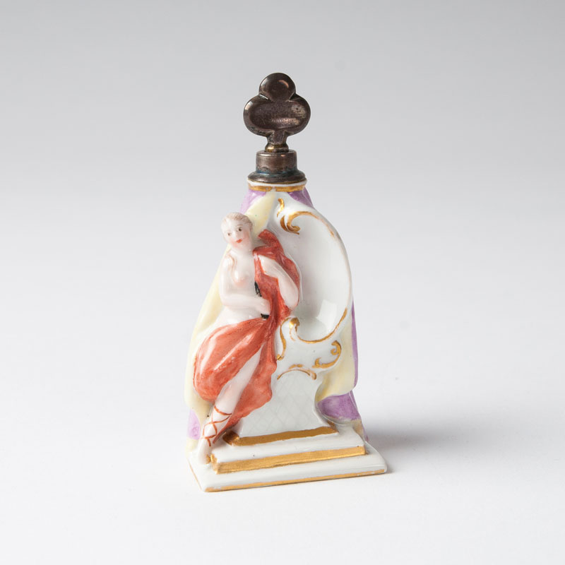 Parfümflakon mit Miniaturfigur der Lucretia