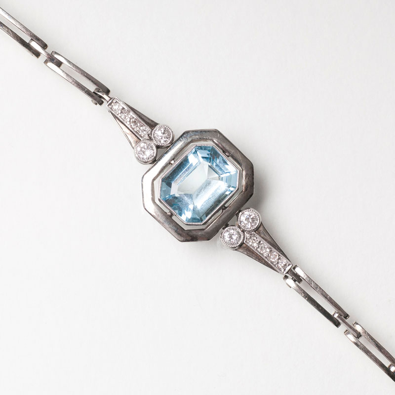 An Art-déco aquamarine bracelet with diamonds