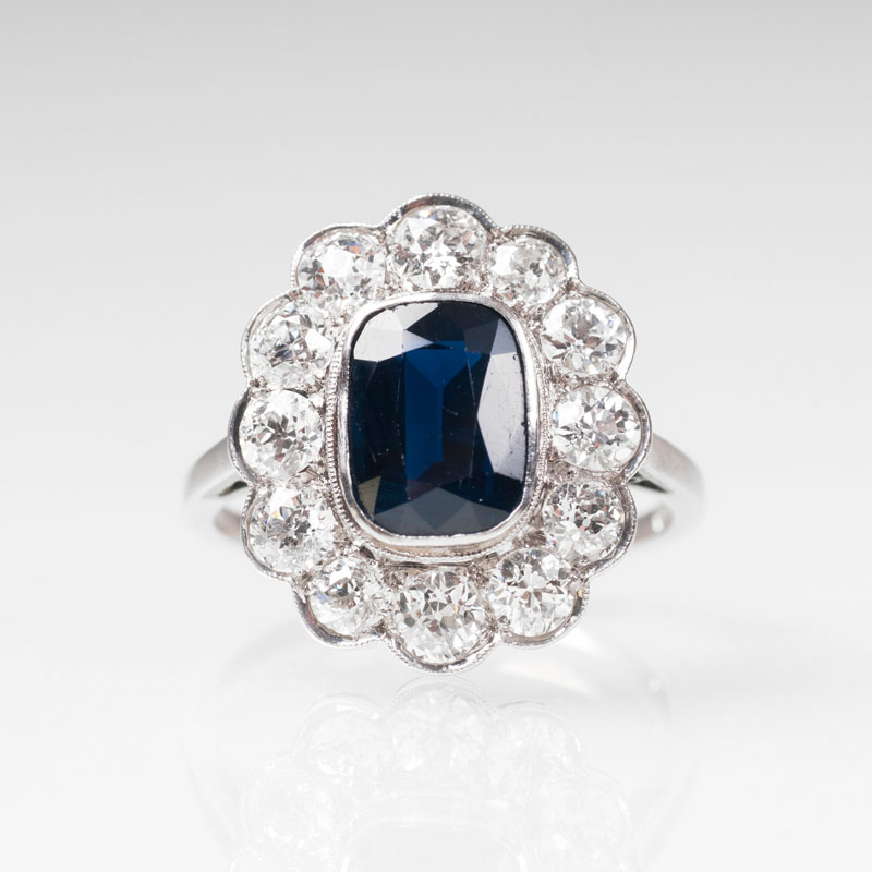 A sapphire diamant ring