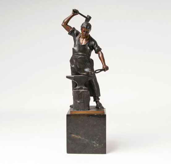 Bronze-Skulptur 'Schmied' in heroischer Pose