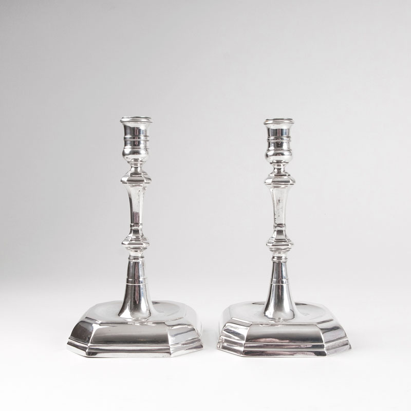 Johann Friedrich Wiese - A pair of Régence candlesticks A pair of Régence candlesticks