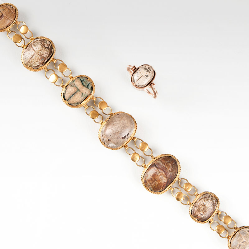 Seltenes antikes Set mit Skarabäus-Armband und Ring