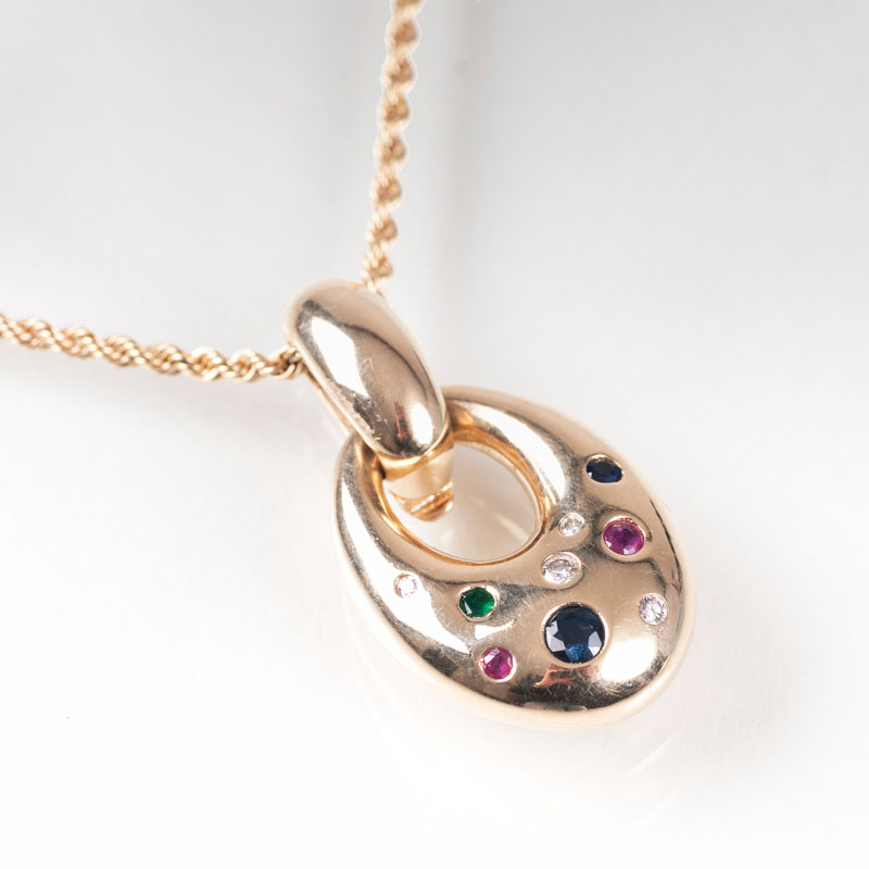 A precious gold pendant with necklace
