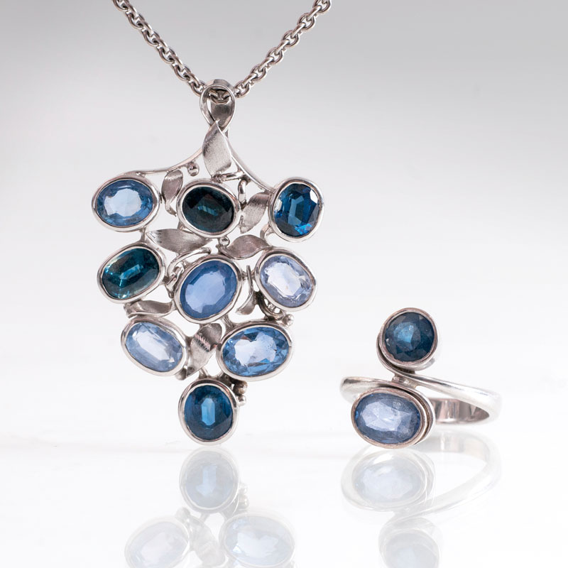 A sapphire jewelry set