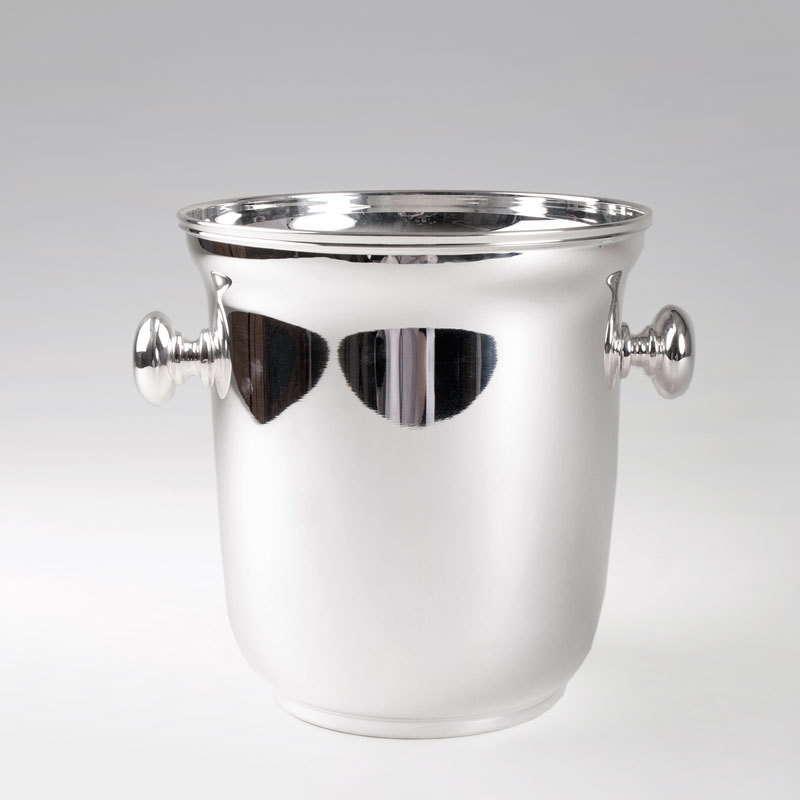 A modern champagne cooler