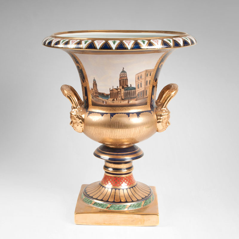 A large decorative crater vase with Berlin views