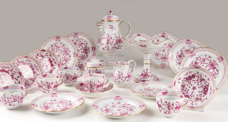 A mocca service 'Oriental painting, purple' for 12 persons