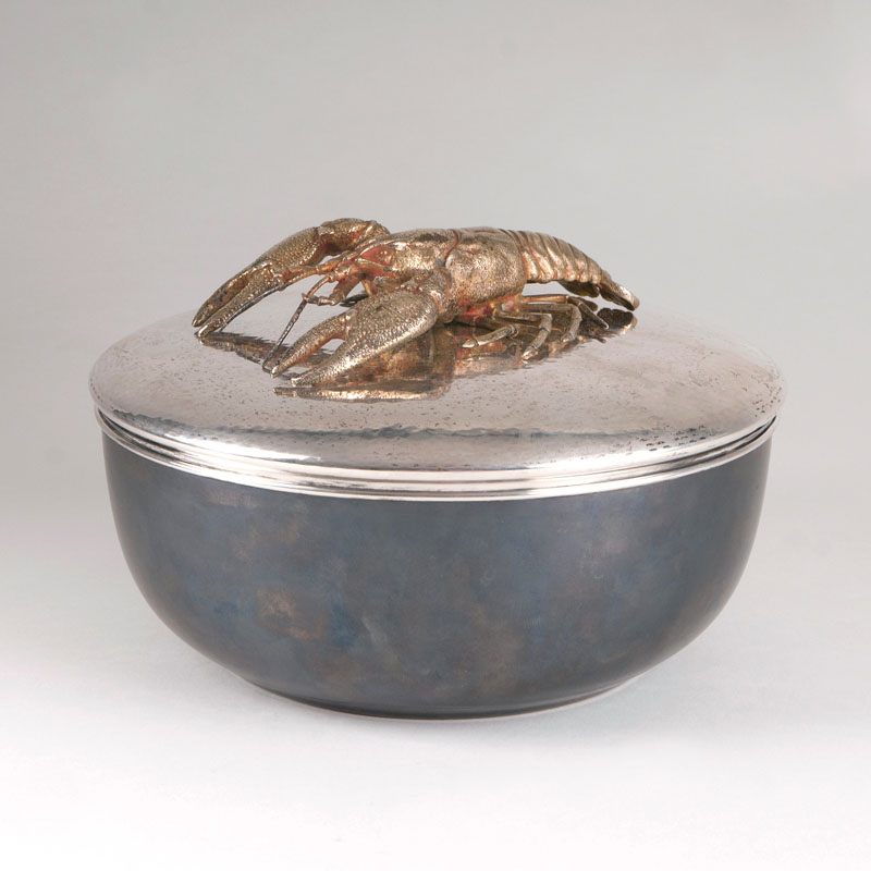 Schleissner & Söhne - Große Keramik-Terrine mit Silberdeckel 'Hummer' Große Keramik-Terrine mit Silberdeckel 'Hummer'