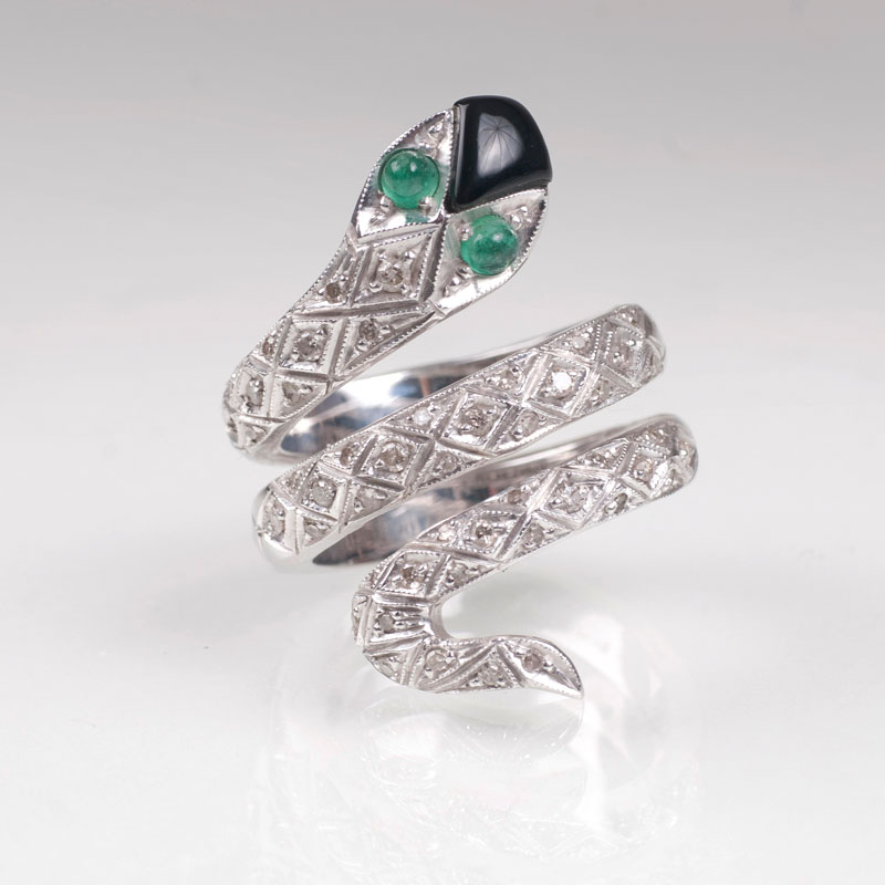 A diamond emerald ring 'Snake' in the style of Art Déco