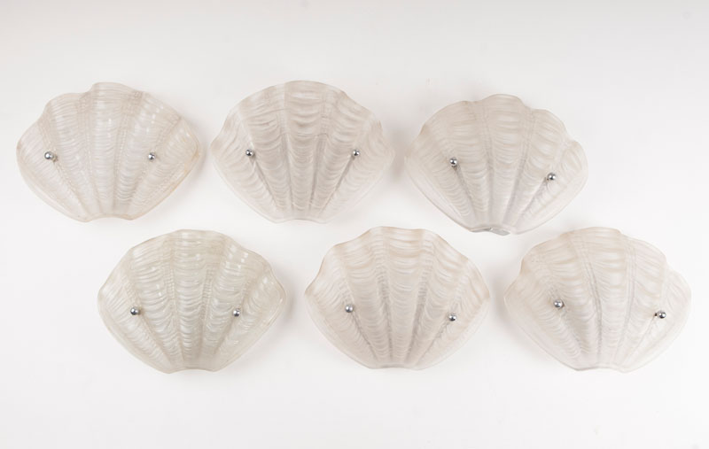 A set of 6 shell-shaped Art Déco wall applications