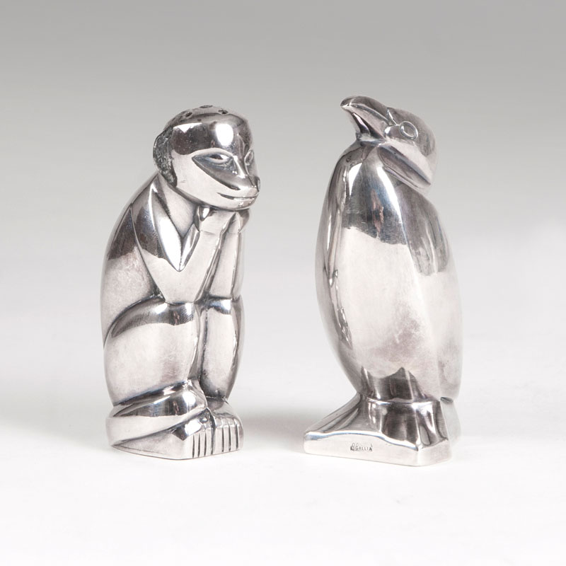 A pair of Art Deco spice shakers from the Orfèvrerie Gallia