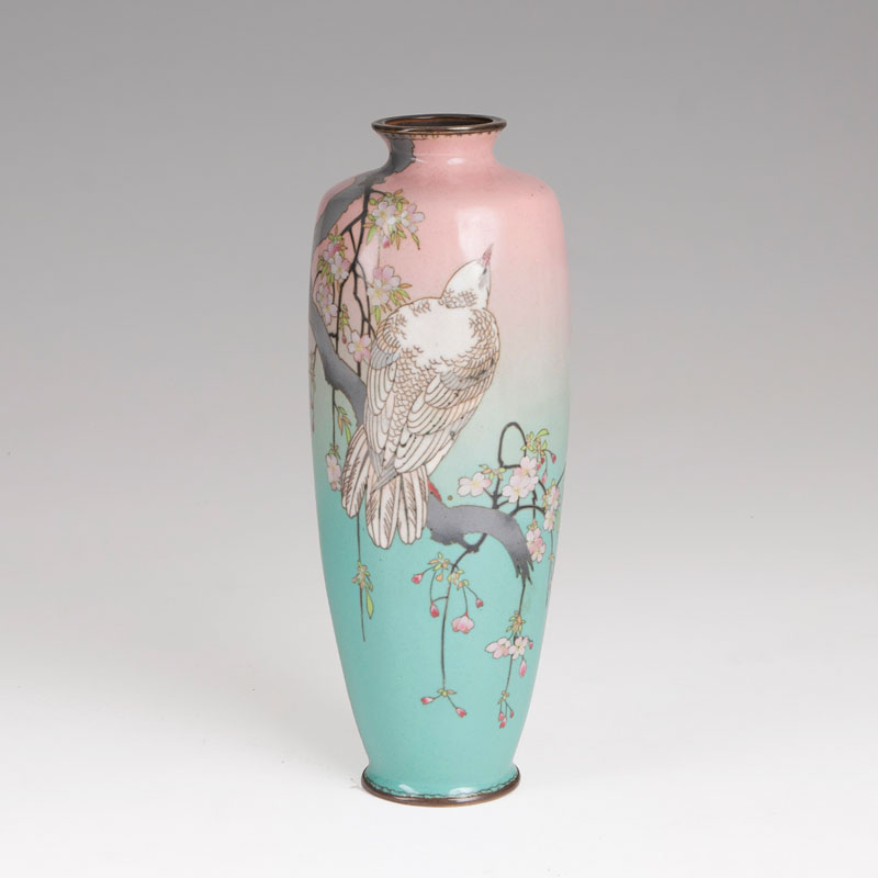 An excellent Cloisonné vase with 'Japanese Seagull'