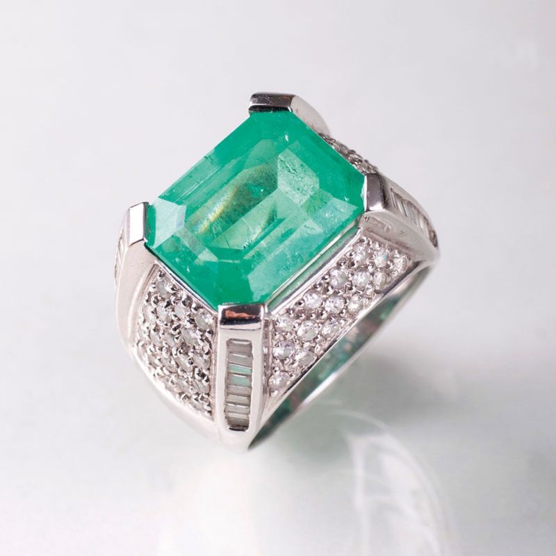 A highcarat emerald diamond ring