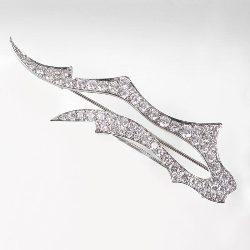 An extraordinary platinum diamond brooch