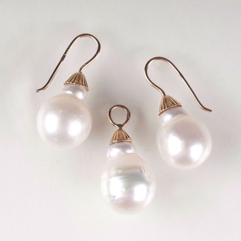 A pair of Southsea pearl earrings with pendants