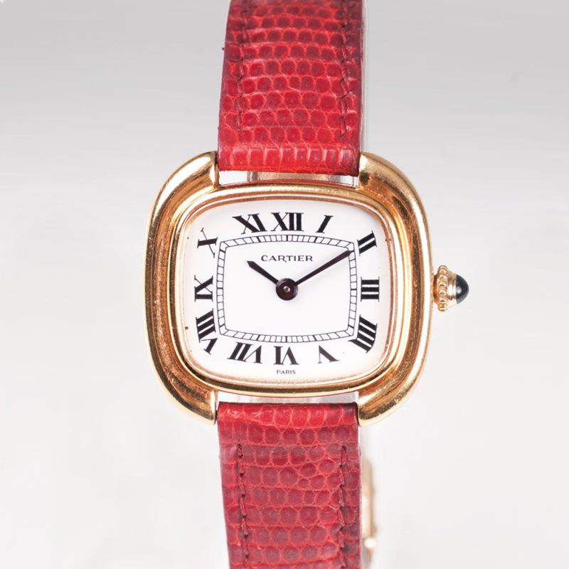 A lady's watch 'Tonneau Square'