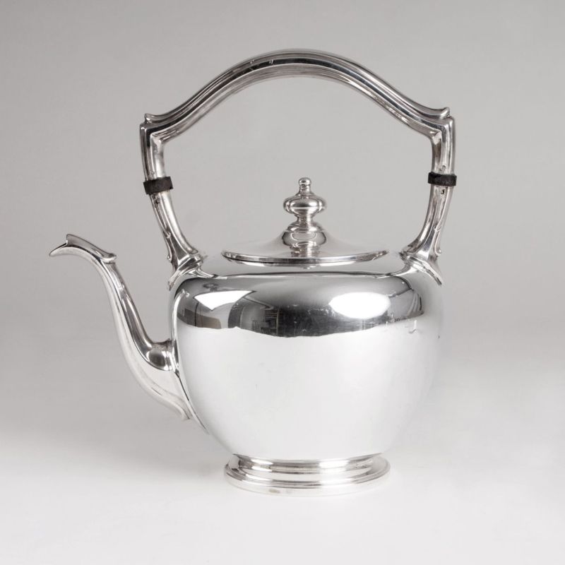 A classic tea pot