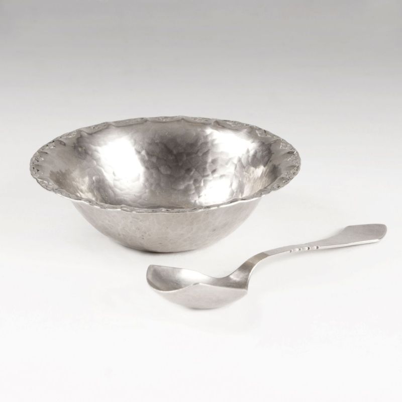 An Art Deco pastry bowl with spoon